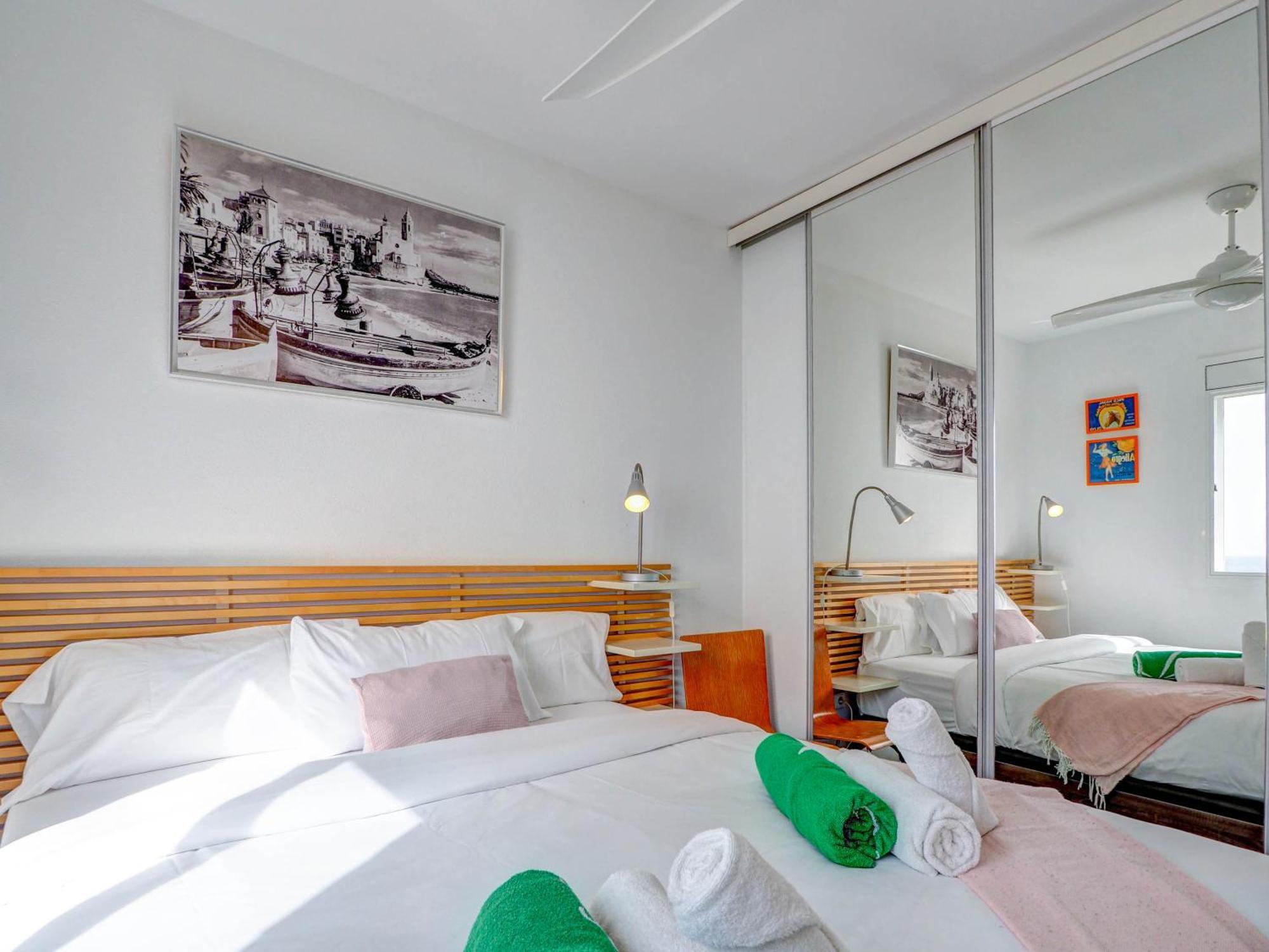 Marina Duplex By Hello Homes Sitges Buitenkant foto